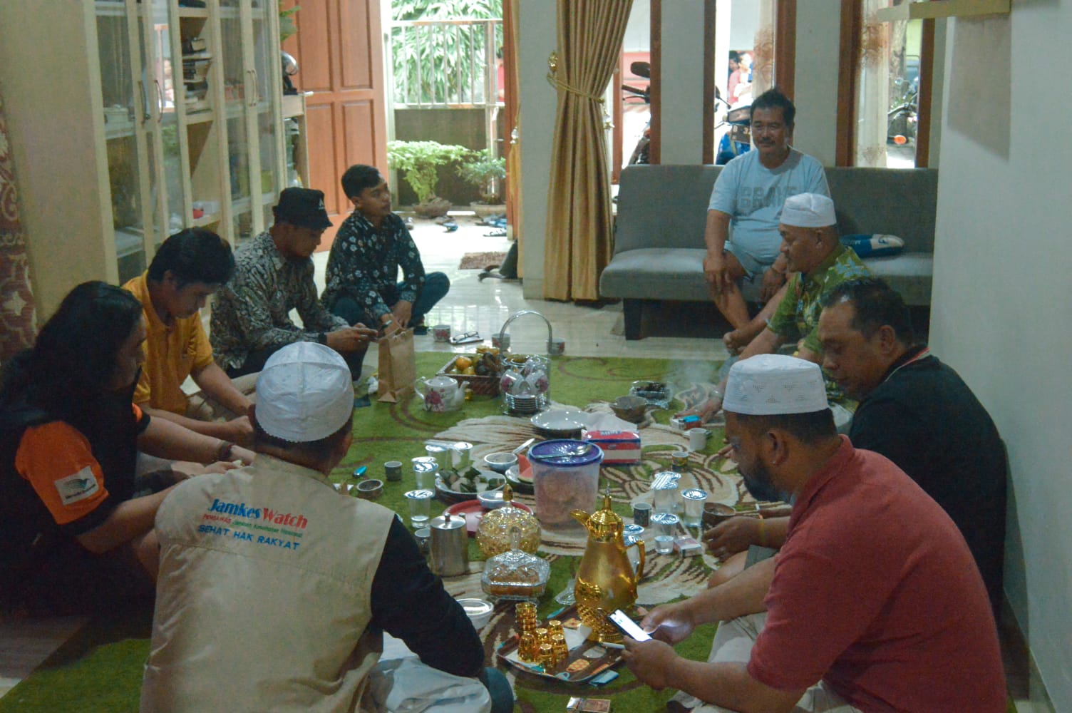 Omah Tani Batang Kunjungi Kediaman Obon Tabroni