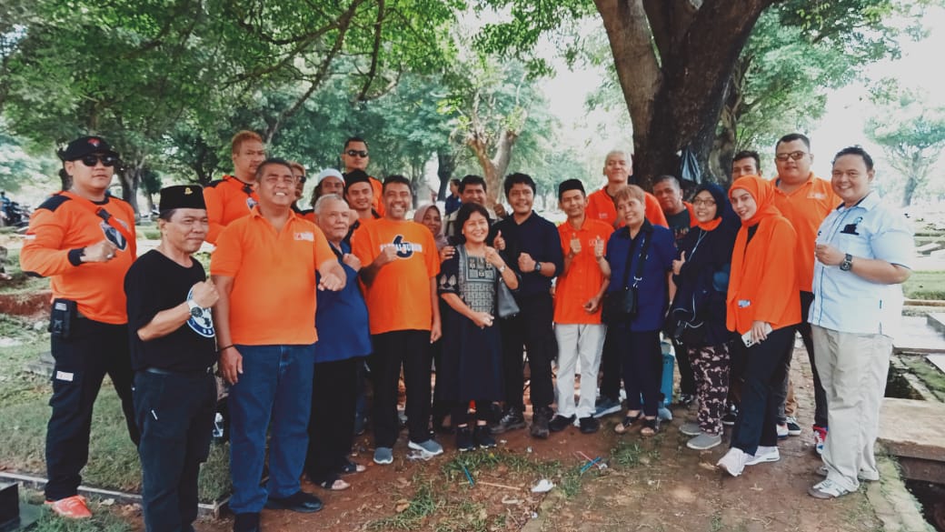 Kenang Pendiri Partai Buruh, Said Iqbal Sambangi TPU Pondok Kelapa