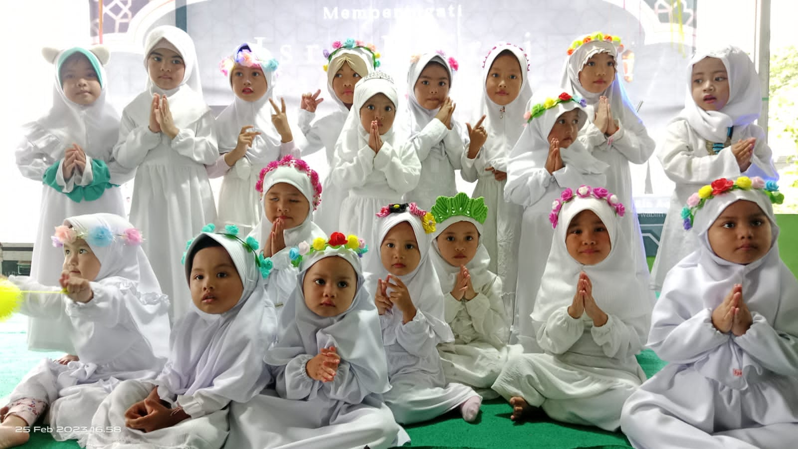 Para Santri Cilik Turut Meriahkan Peringatan Isra Mi’raj Nabi Muhammad SAW