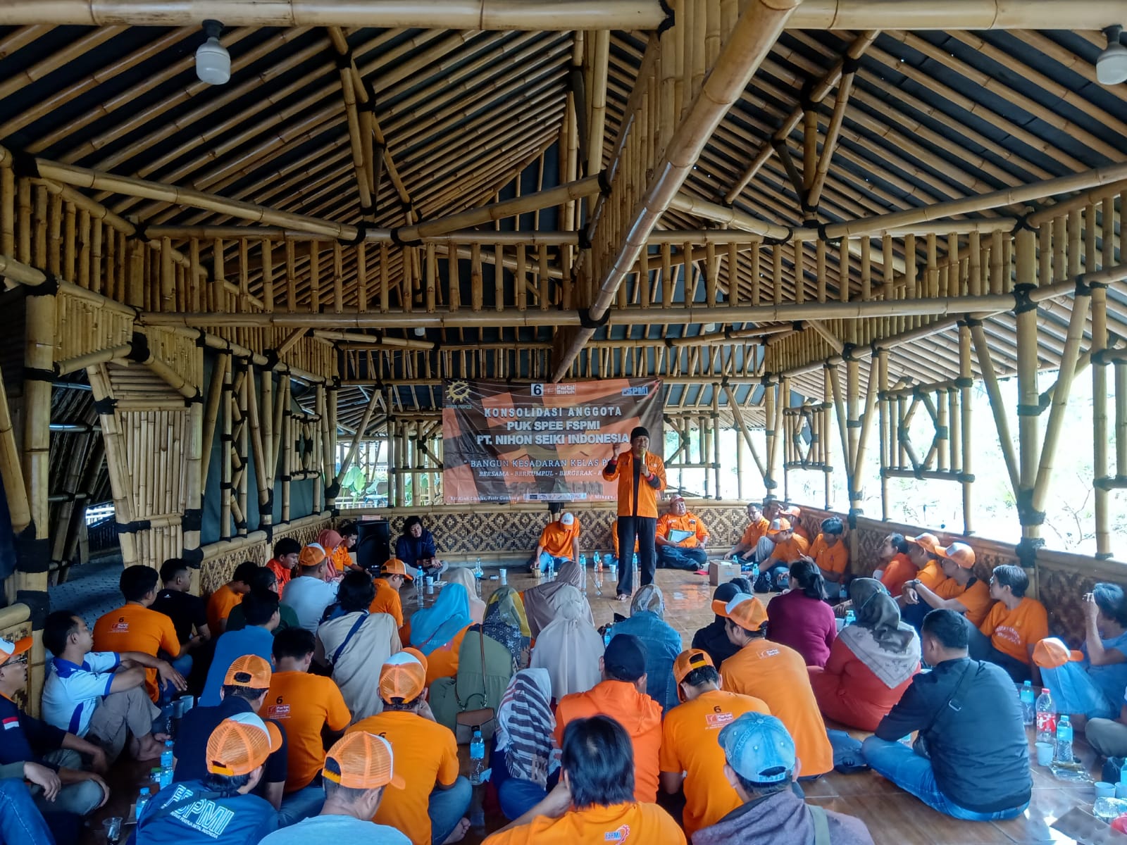 Ketua Exco Partai Buruh Kabupaten Bekasi : Jadilah Buruh yang Cerdas