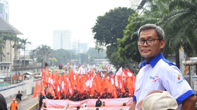 Ribuan Buruh FSPMI dan Partai Buruh Sampaikan Aspirasi ke DPR RI Tanggal 6 Februari 2025