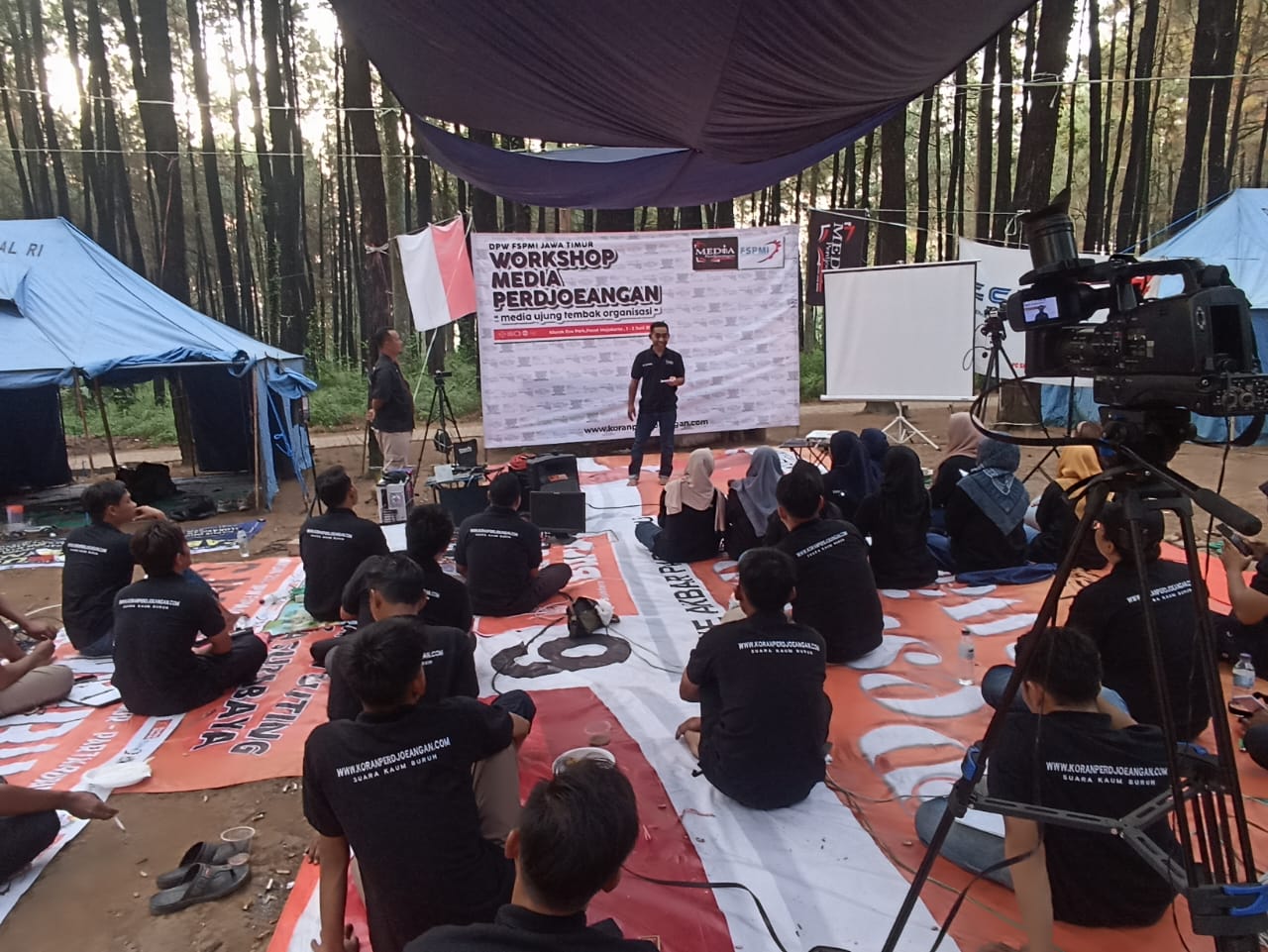 Penutupan Workshop Media Perdjoeangan di Klurak Eco Park Pacet: Momen Berkesan bagi Peserta