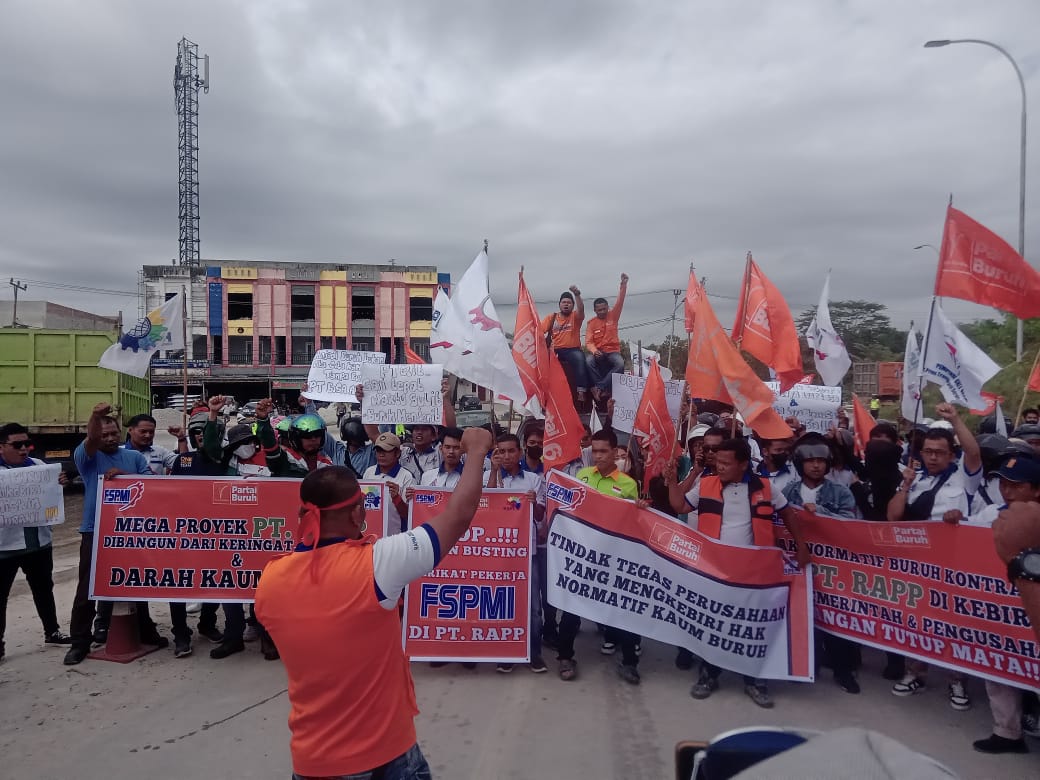 Si Buruh Anak Perusahaan BUMN itu, Gadaikan BPKB Demi Perobatan Isteri