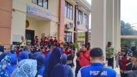 Demo Buruh Warnai Sidang Lanjutan Gugatan UMK Jateng 2024