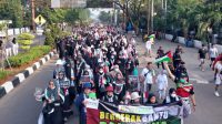 Kolaborasi Komunitas Karawang Gelar Aksi Solidaritas Peduli Palestina, Terkumpul Donasi Sebesar 25 Juta