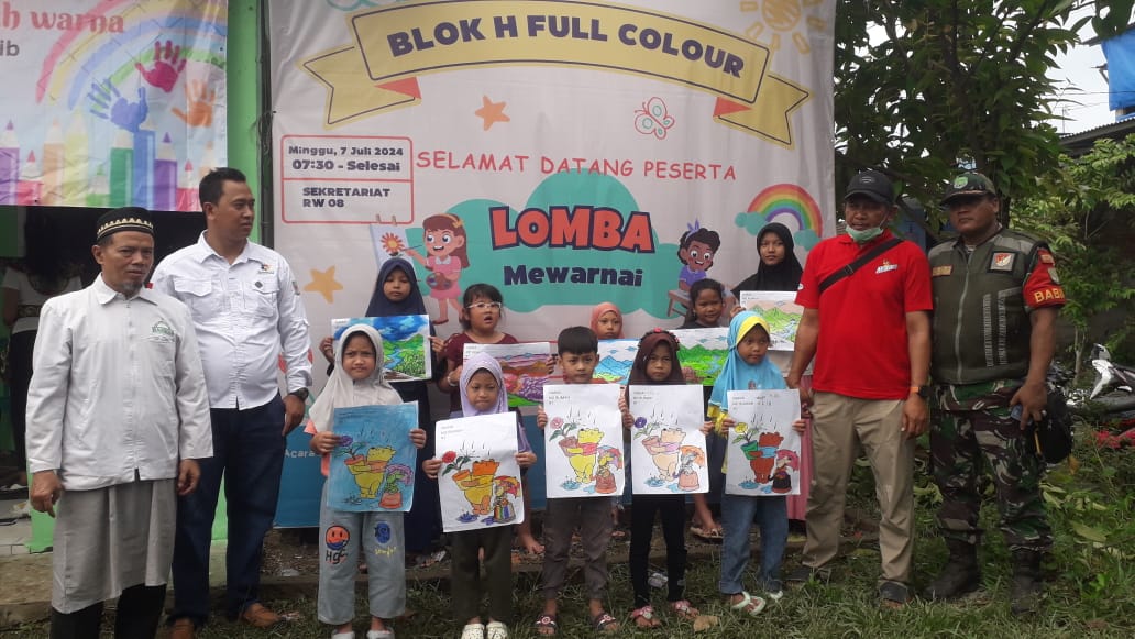 Anak-Anak Perum KSB RW 08 Ikuti Lomba Mewarnai dalam Agenda Blok H Full Colour