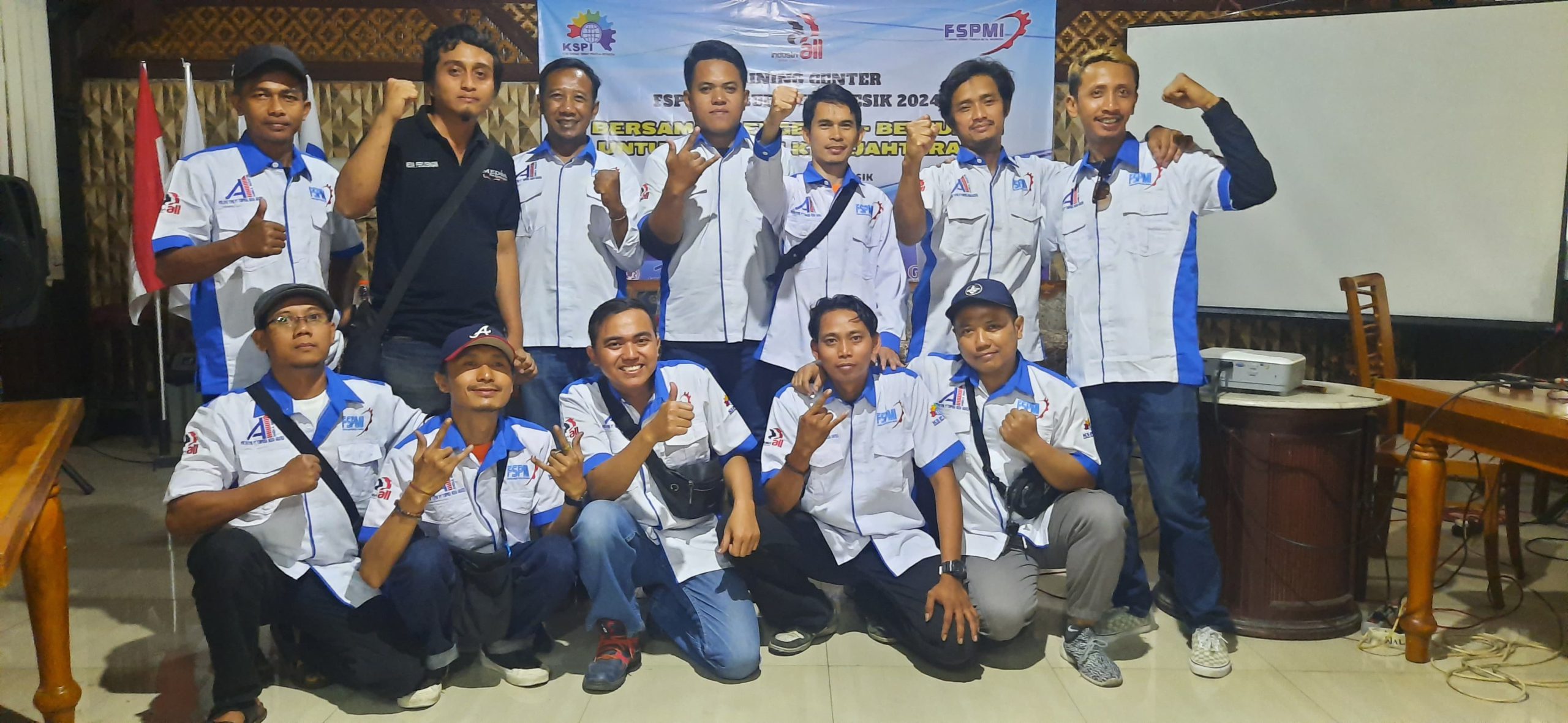 PUK SPAI FSPMI PT. Temprina Media Grafika Mengikuti Pembukaan Training Center Konsulat Cabang FSPMI Gresik