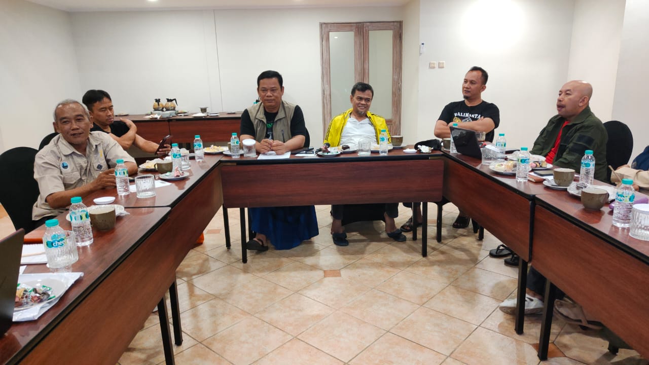 Mundurnya Ketua PC SPL FSPMI Kabupaten Tangerang Jadi Bahasan Ratin PP SPL FSPMI