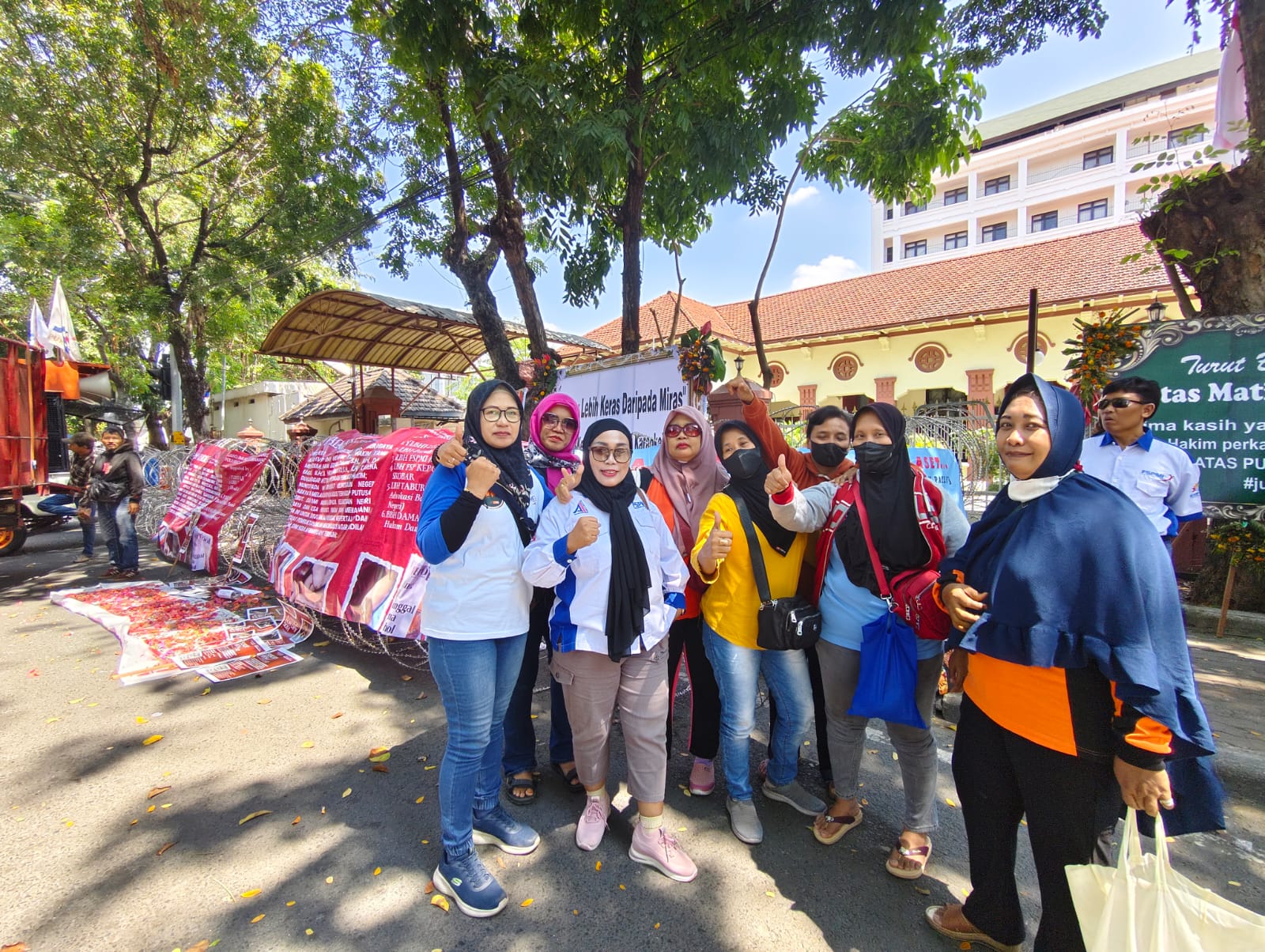 Biro Perempuan SPAI FSPMI Surabaya Kecam Putusan Bebas Ronald Tannur