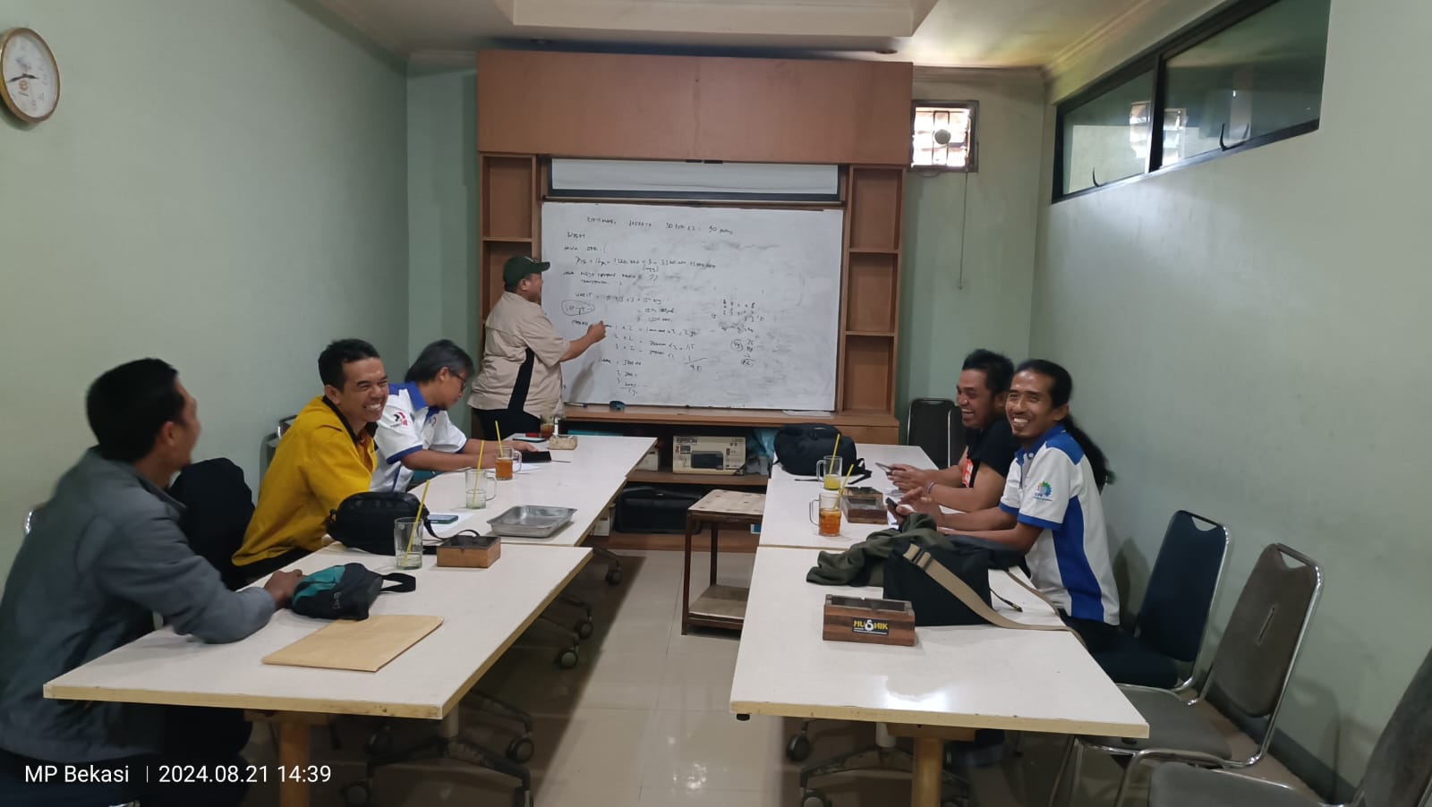 Bidang Sosek PC SPL FSPMI Bekasi Adakan Rapat Bahas Porselo 2024