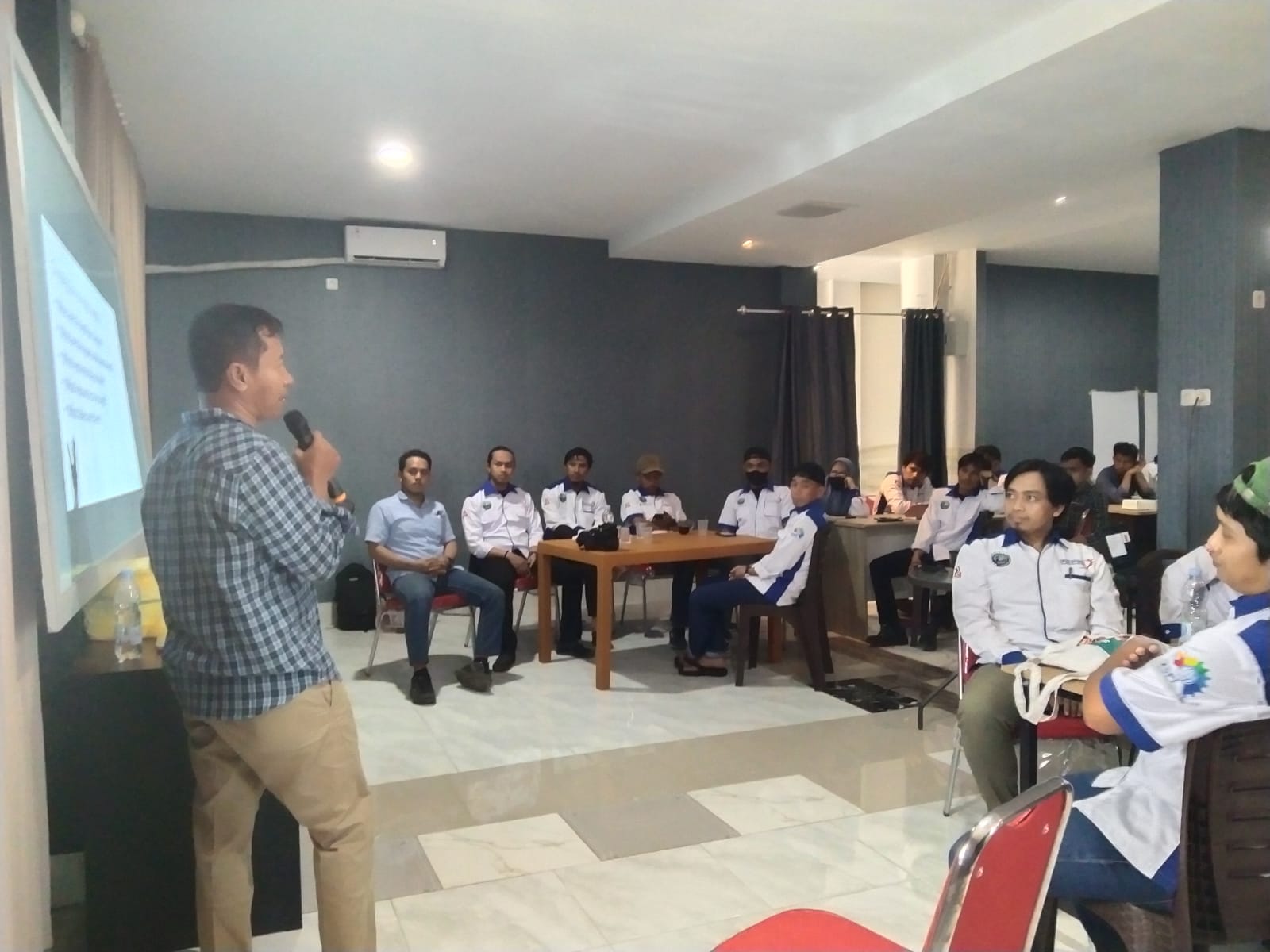 Pelatihan Calon Organizer FSPMI Bumi Tepe Asa Moroso