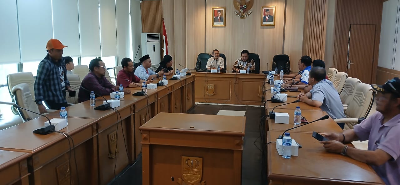 Dua Anggota DPRD dari Partai Buruh Bersama KC FSPMI Bekasi Beraudiensi dengan Pj. Bupati