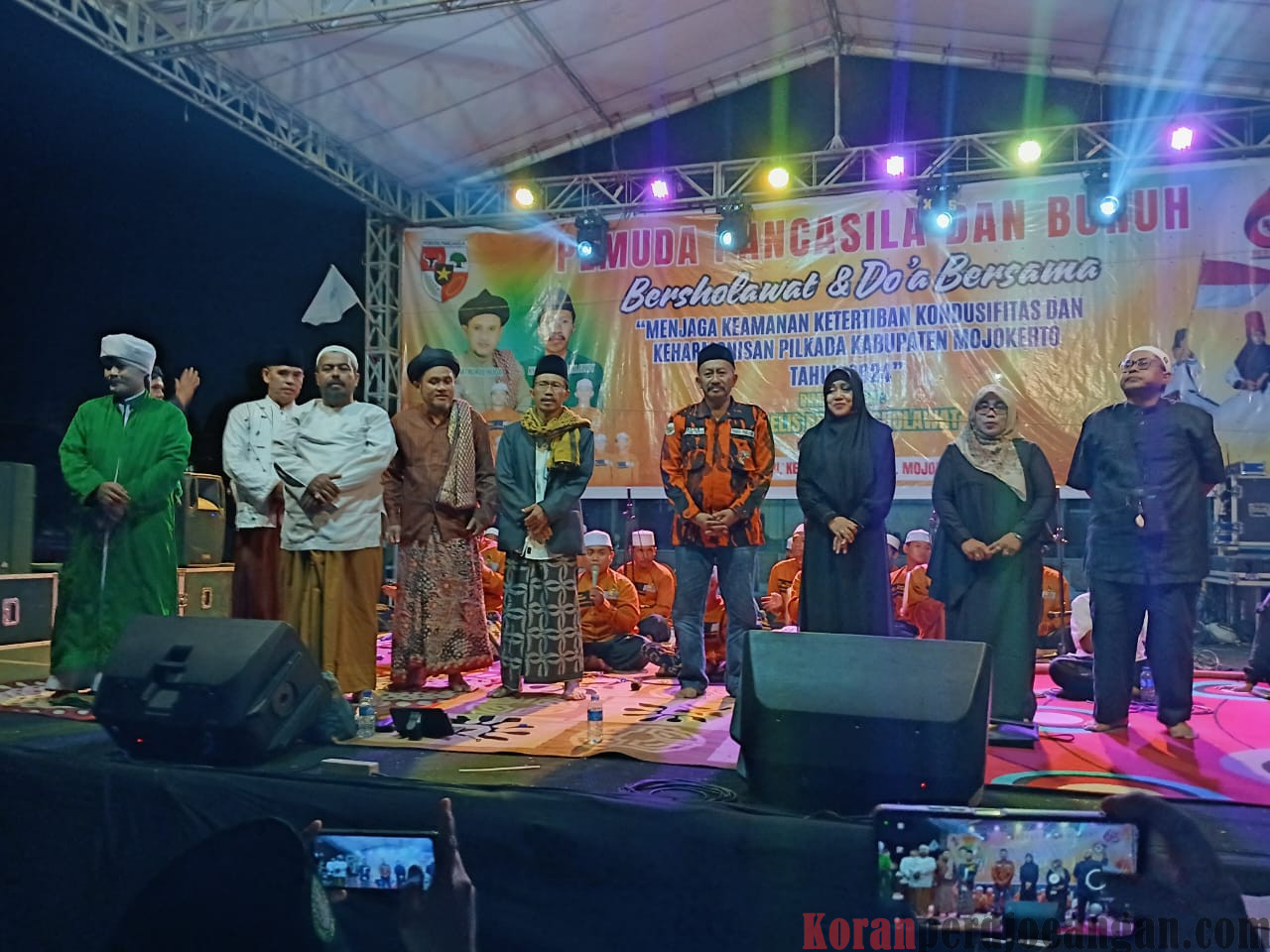 Sukseskan Pilkada, Buruh dan Ormas Kabupaten Mojokerto Gelar Kegiatan Sholawat dan Doa Bersama