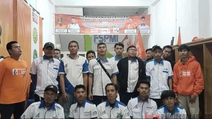 Ikuti Intruksi Presiden FSPMI, Anggota FSPMI Pelalawan Siap Geruduk Kantor Gubernur Riau