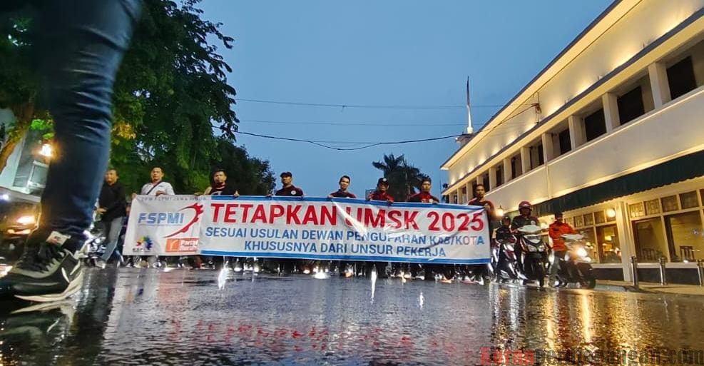 Tidak Ditemui Gubernur Jawa Timur, Buruh Ancam Duduki Kantor Grahadi