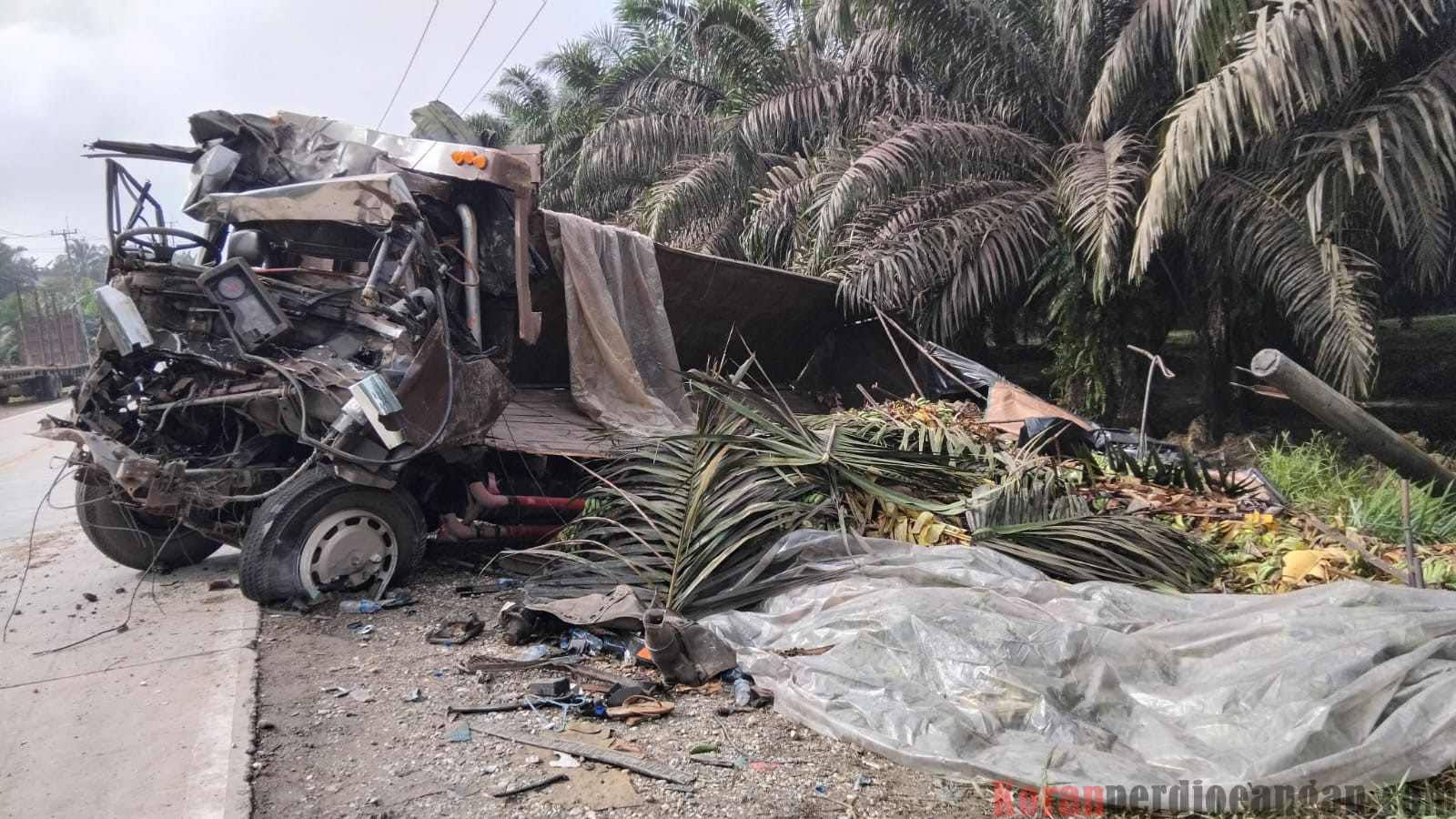 Lakalantas, Dua Pekerja Alami Luka Serius, 3 Perusahaan Terlibat