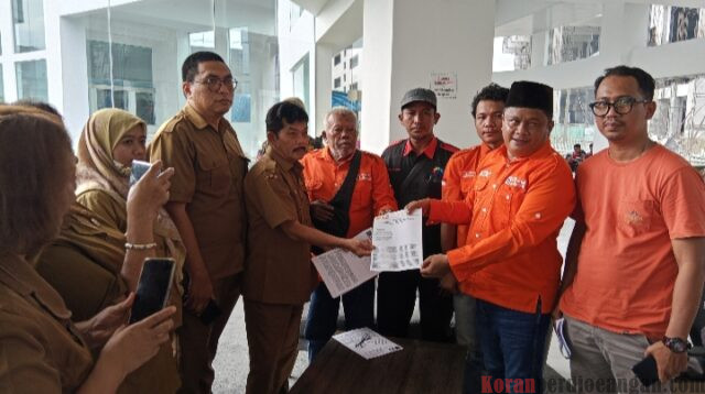 Diterima Pemprov, Partai Buruh Sumut Akan Aksi Setiap Senin Jika SK UMSK Tidak Direvisi