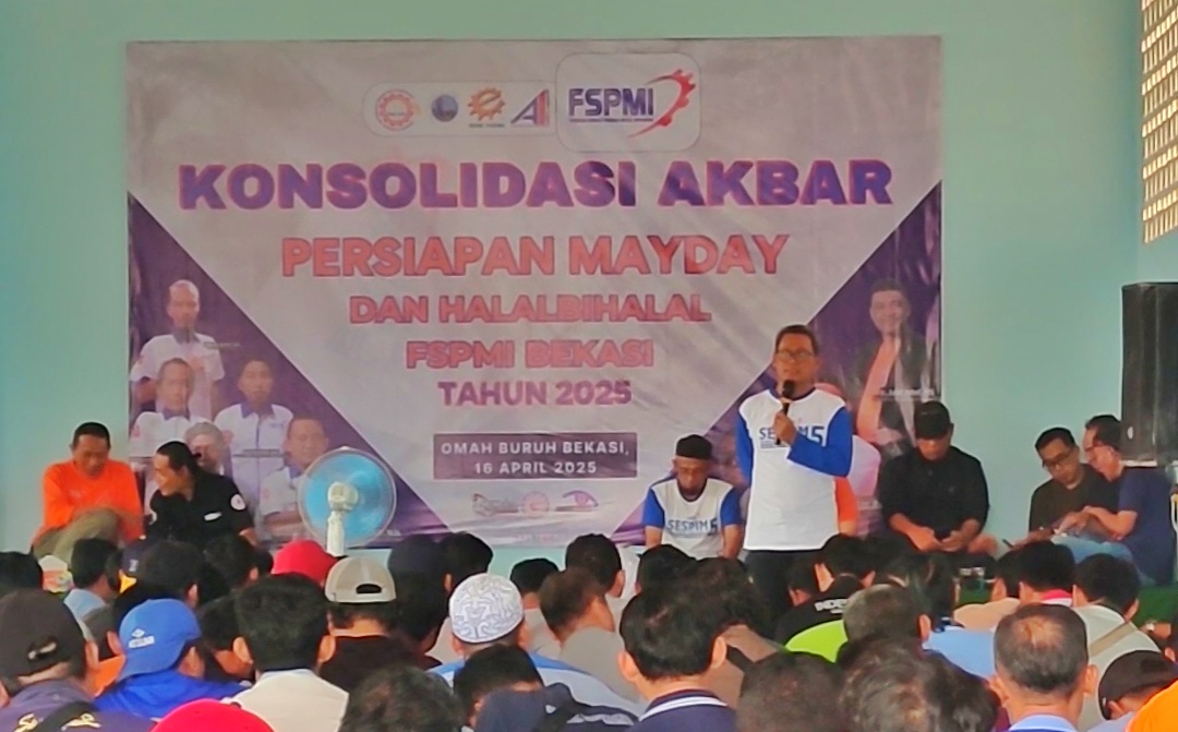 Presiden FSPMI Hadiri Konsolidasi Persiapan May Day 2025 di Bekasi